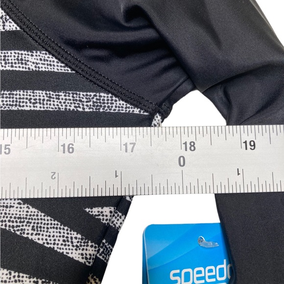 Speedo Paddle Long Sleeve One Piece Swimsuit Black Size M Medium NWT - Picture 8 of 15